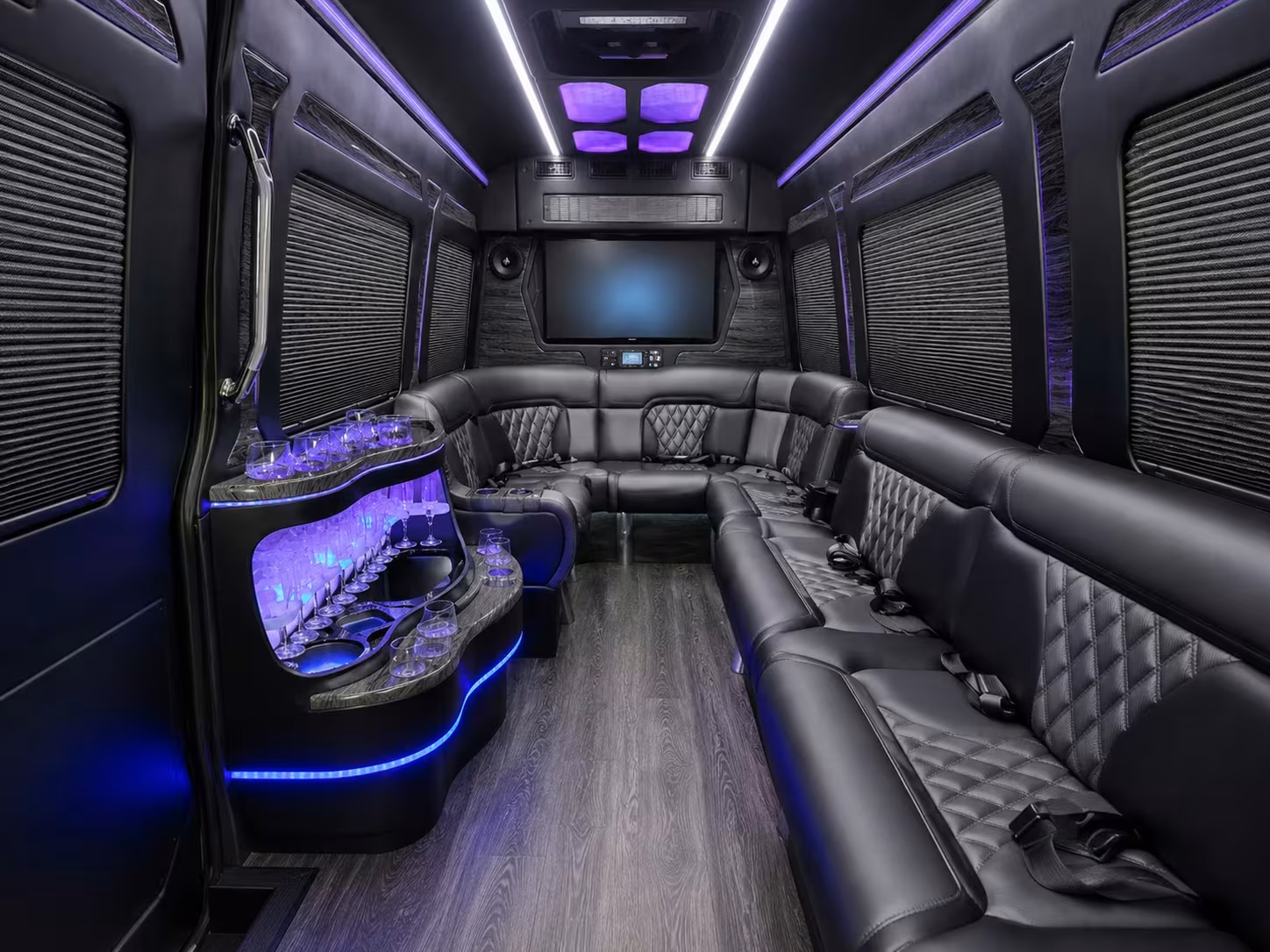 corporate sporting event shuttle buses in st paul