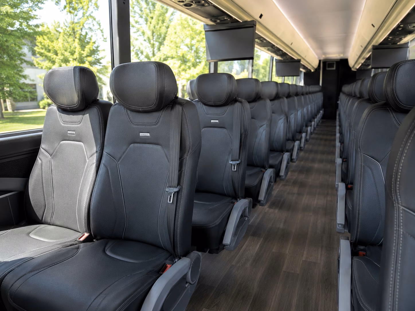 school bus rentals for st paul history and culture field trips