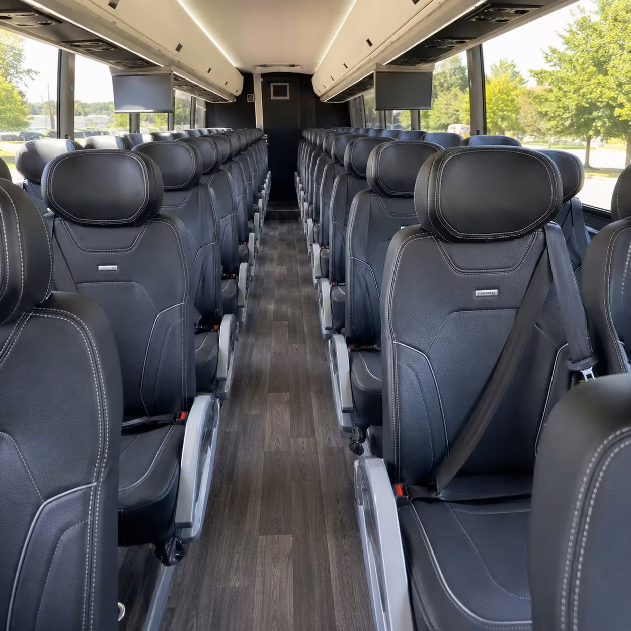 st paul charter bus rentals to msp airport