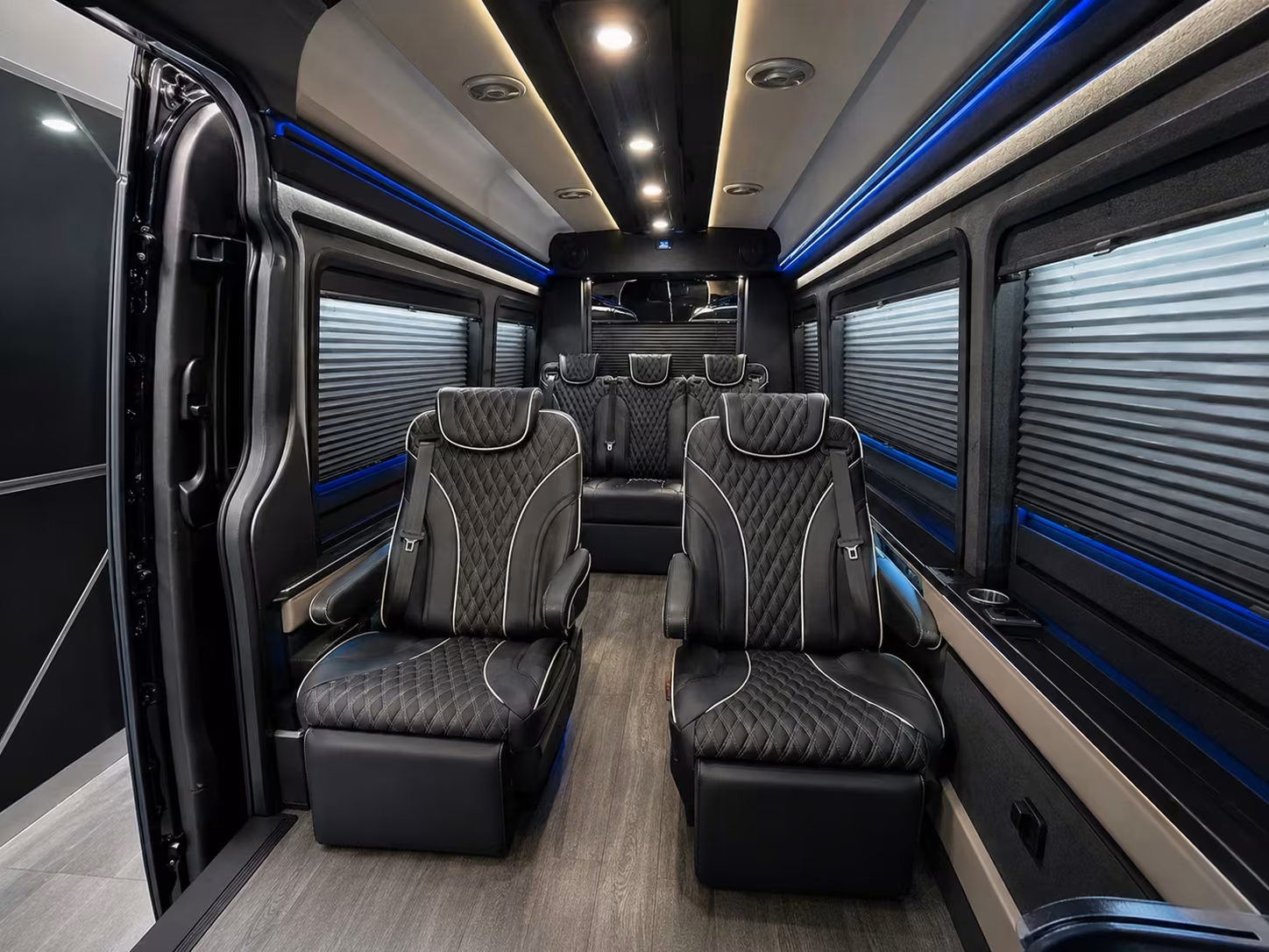 st paul shuttle buses for msp cruise and long distance transfers